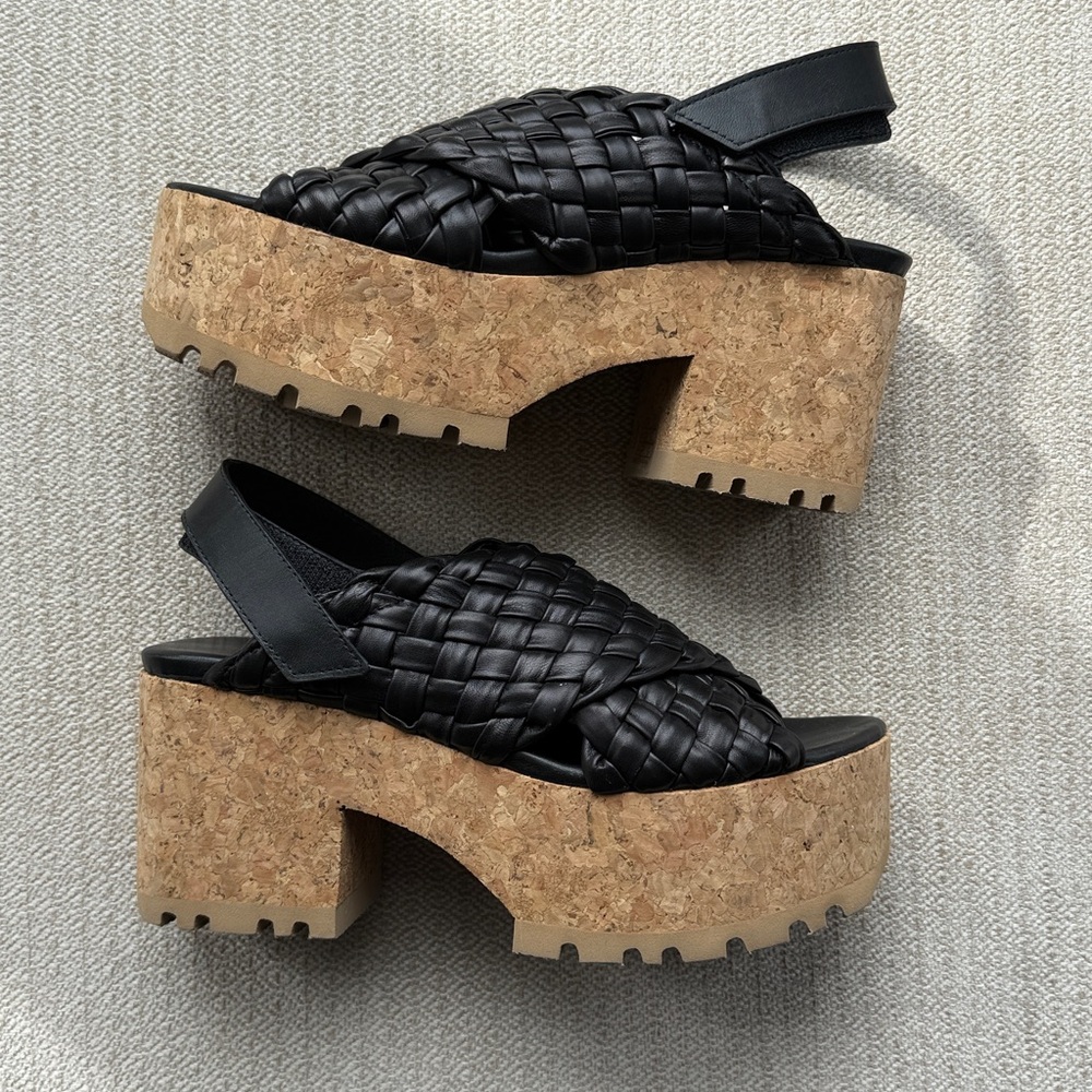 Tubular10 Platform Sandals